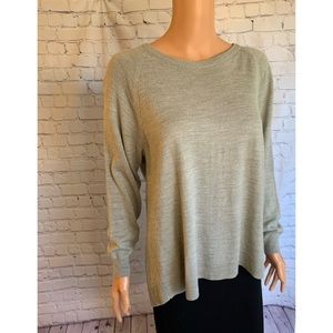 Apt. 9 size petite XL gray Long Sleeve comfy sweater